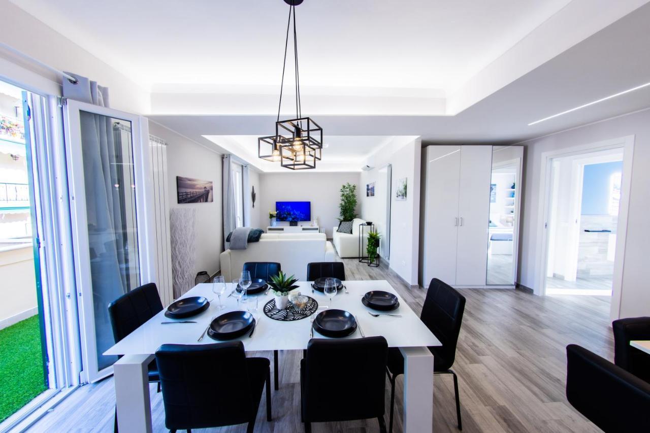H11 Luxury Sanremo Centro - Elegante - Casino Apartment Luaran gambar