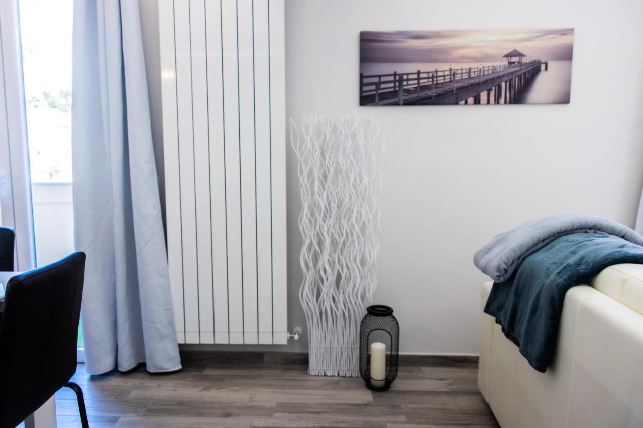 H11 Luxury Sanremo Centro - Elegante - Casino Apartment Luaran gambar