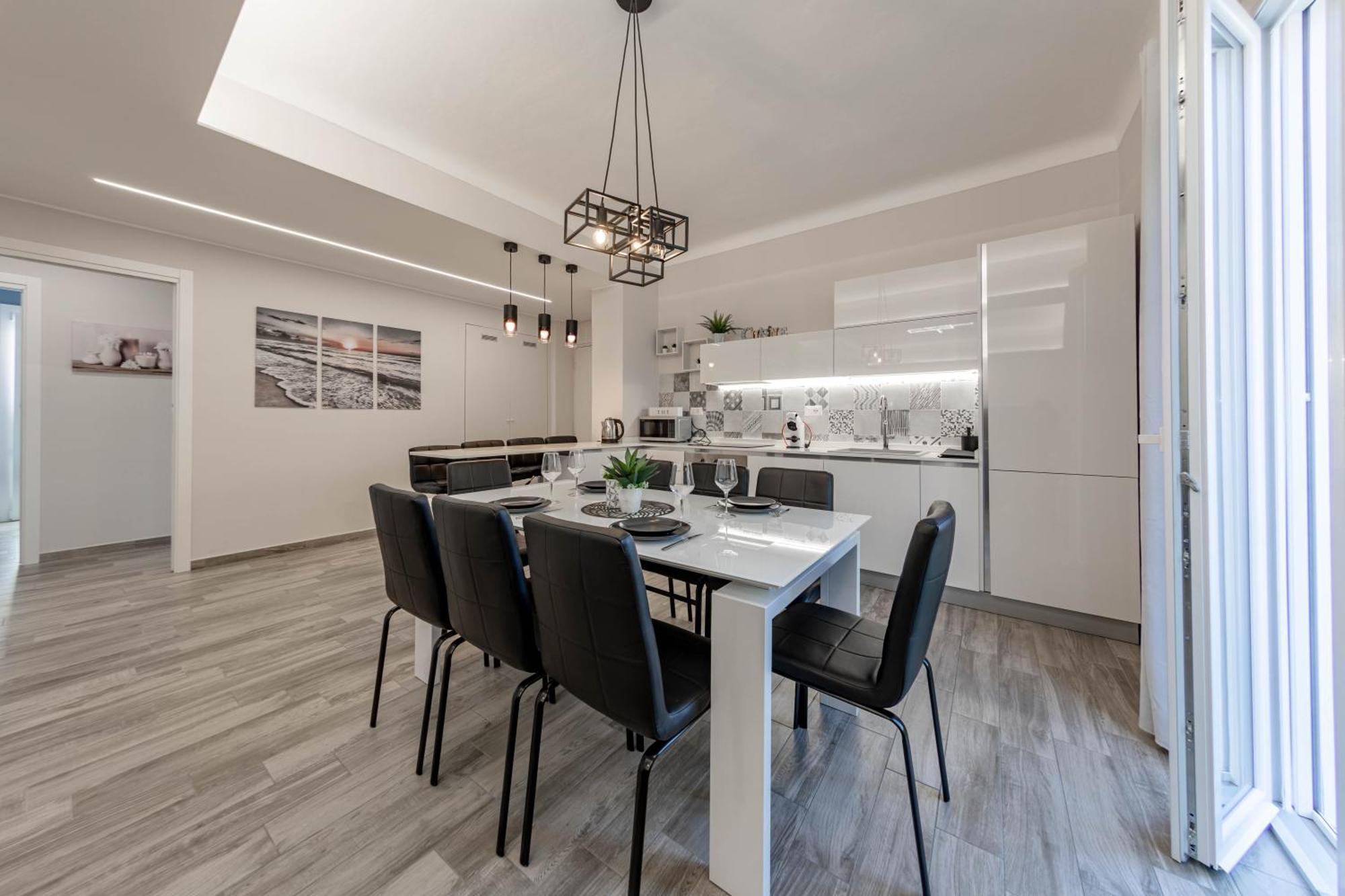 H11 Luxury Sanremo Centro - Elegante - Casino Apartment Luaran gambar